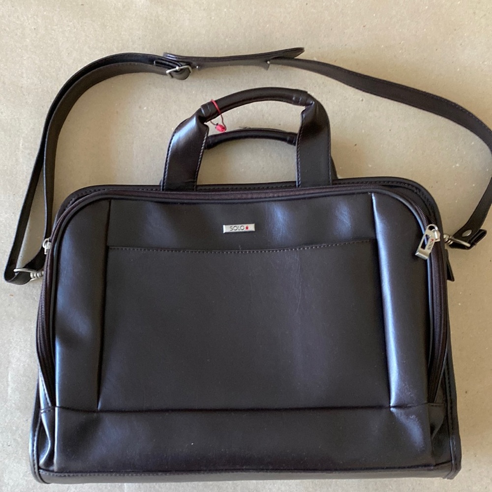 Solo Classic Briefcase